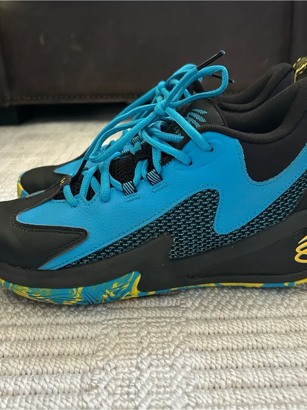 CURRY Under Armour Men's Black Athletic Basketball shoes